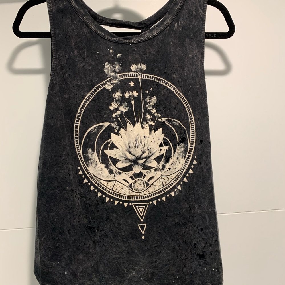 Black Moon top